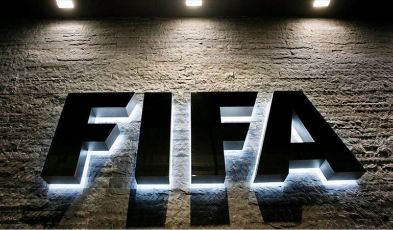 FIFA’dan 3 Türk kulübüne transfer yasağı!