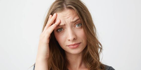 Uzman isimler açıkladı: İşte kırışıklıklara yol açan 4 büyük hata ve önleme yolları!