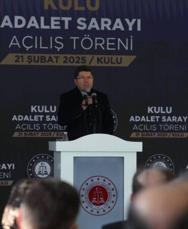 BAKAN TUNÇ: "BU ÜLKEDE HUKUK GÜVENLİĞİNİN OLMADIĞINI SÖYLEMEK İNSAFSIZLIKTIR" ADALET BAKANI YILMAZ TUNÇ: "İLK YARGI PAKETİMİZİ DE İNŞALLAH ÖNÜMÜZDEKİ BİRKAÇ GÜN İÇERİSİNDE MİLLETVEKİLLERİMİZİN HUZURLARINA GETİRECEĞİZ"