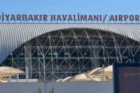 2 aylık bebek uçakta fenalaştı İstanbul-Bağdat uçağı Diyarbakır’a acil iniş yaptı