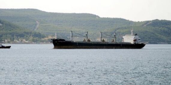 Çanakkale Boğazı’nda konteyner gemisi makine arızası yaptı!