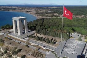 Çanakkale'de düşman askerlerinin deniz kıyısına vuran mektupları... Şimdiye kadar böyle müthiş bombardımana tutulmamıştık