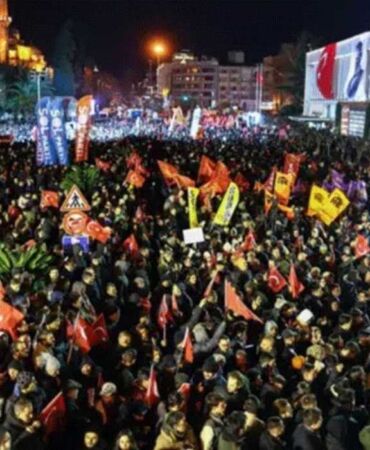 Gazetecilere ve siyasetçilere ev baskını İstanbul’da sabah saatlerinde gözaltı kuşatması