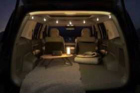 Kadınlar Dünyada Yılın Otomobili seçildi!1