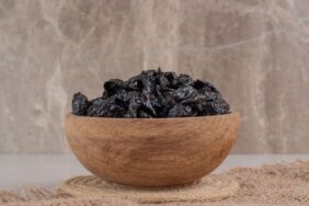 Kuru erikin faydaları nelerdir Kuru erik tüketmenin avantajları ve etkileri