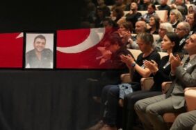 Oyuncu Şinasi Yurtsever'e son veda... Sevenleri yasa boğuldu