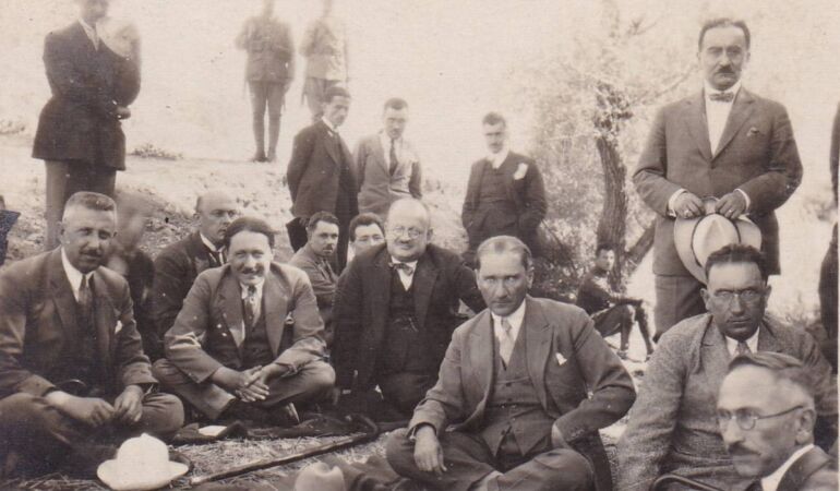 Reşit Galip Anarken
