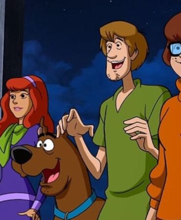 Scooby-Doo efsanesi geri dönüyor Live-Action dizi Netflix'te yayınlanacak
