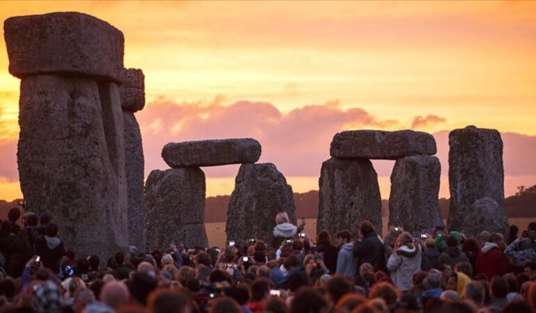 Stonehenge'in sırrı çözülüyor! Taşların kaynağı ve amacı ne