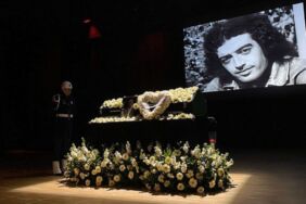 Usta sanatçı Edip Akbayram son yolculuğuna uğurlanıyor1