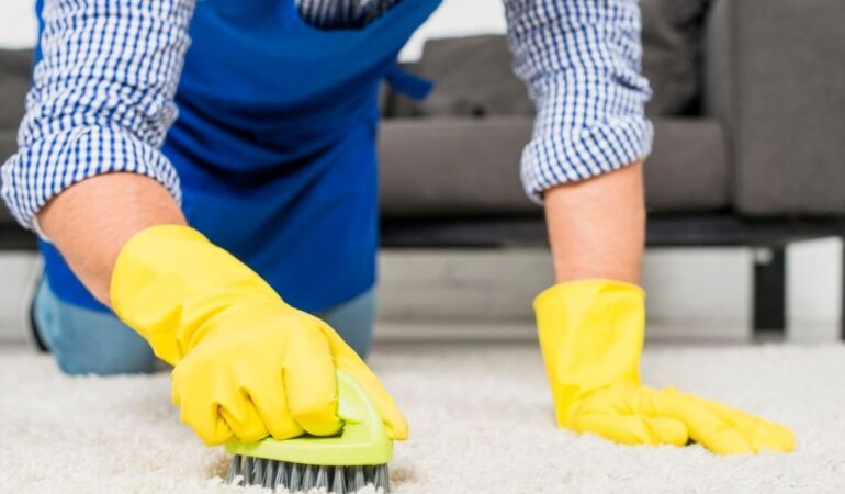 Halı Nasıl Temizlenir? Derinlemesine Halı Temizliği İçin En Etkili Yöntemler