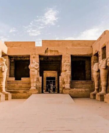 karnak tapınağı
