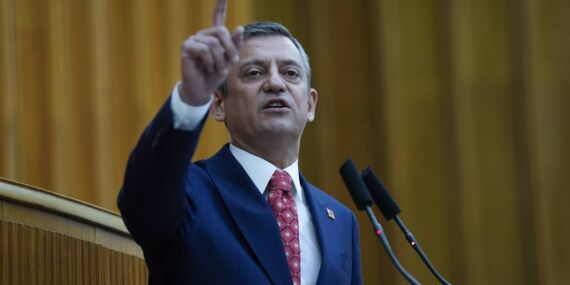 CHP Genel Başkanı Özel, Cumhurbaşkanı Erdoğan için o sözü kullandı!