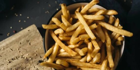 Evde Çıtır Patates Kızartması Nasıl Yapılır? Dışı Çıtır, İçi Yumuşak Patates Kızartmanın Püf Noktaları