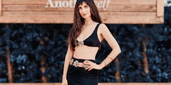 Ünlü oyuncu Tuba Büyüküstün ‘Sultana’ filminde direk dansçısı olacak