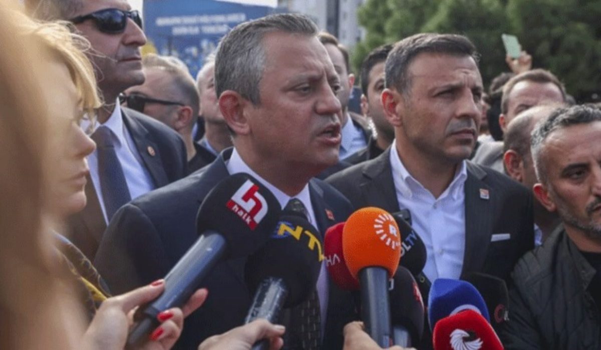 CHP lideri Özgür ÖzelSilivri'ye geldi Ekrem İmamoğlu ile görüşecek!