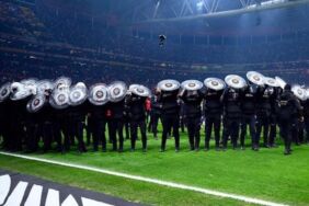 Dev derbide rekor güvenlik! Taraftar kadar polis görev başında