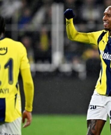 Fenerbahçe’den dev galibiyet Talisca'dan hat-trick şovu!