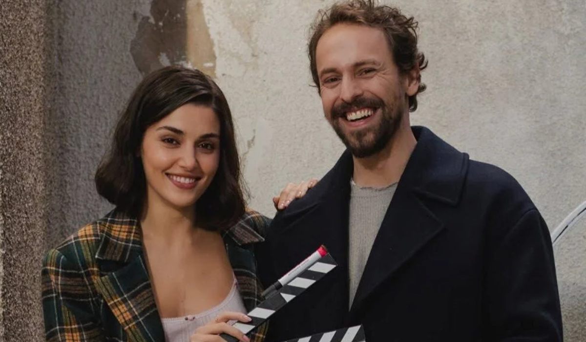 Hande Erçel imzalı sinema hikayesi 'İki Dünya Bir Dilek'ten ilk kareler geldi!