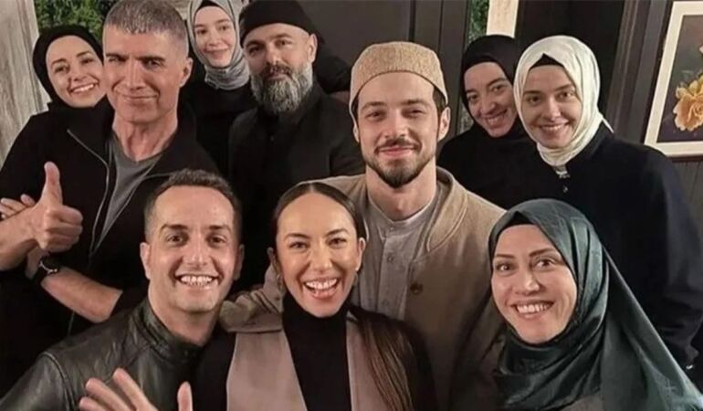 Kızıl Goncalar veda etti Setin son günü duygusal anlara sahne oldu