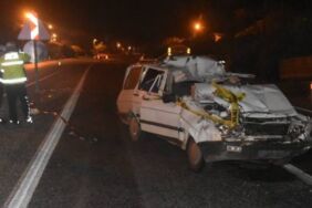 Mersin'de TIR'la çarpışan otomobilin sürücüsü hayatını kaybetti!