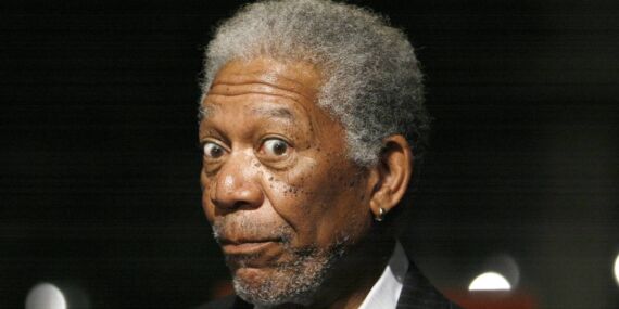 Morgan Freeman yıllar sonra itiraf etti: İşte küpelerinin sırrı!