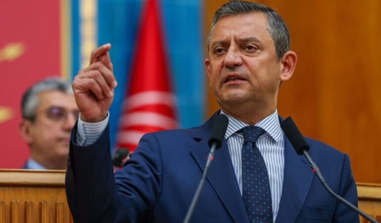 Özgür Özel’e başlatılan ‘Akın Gürlek’ soruşturmasına CHP’li isimlerden tepki yağdı!