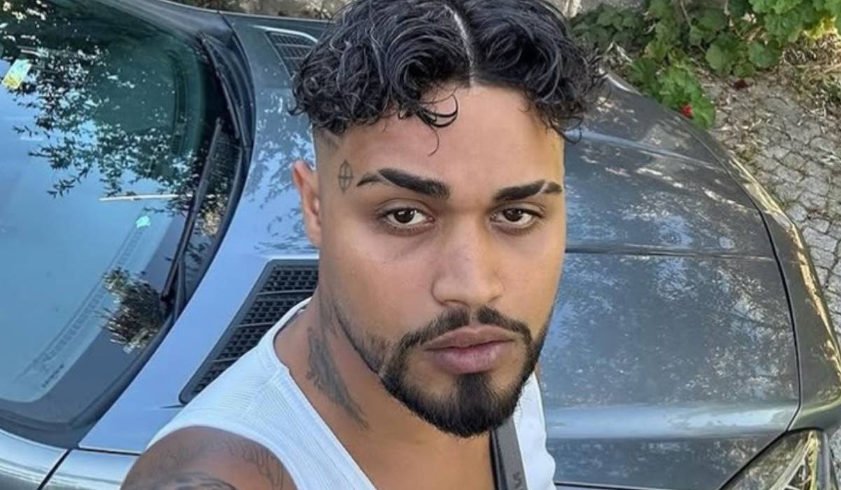 Rapçi Lvbel C5, 'Havhavhav' şarkısını eleştirenlere sert yanıt verdi 'Onlar konuşur, baba Porsche'a biner tatlım…'