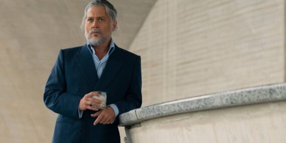 Johnny Depp görkemli bir dönüş yapıyor: İşte Day Drinker filminden ilk detaylar!