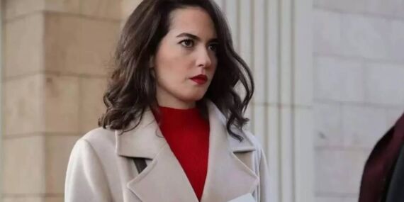 Ünlü oyuncu evlilik yolunda ilk adımını attı: Çocukluk aşkıyla nişanlandı!