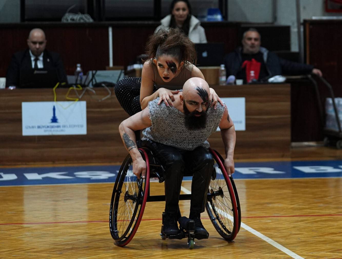 Para Dans Türkiye Şampiyonası İzmir'de başladı