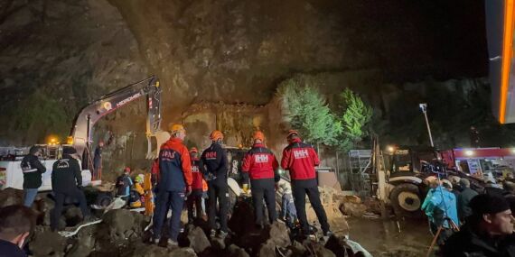 Son Dakika… Samsun’daki heyelan faciasında akaryakıt istasyonu sahibi tutuklandı!