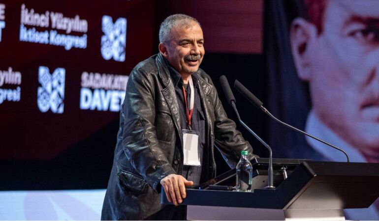 sırrı süreyya önder