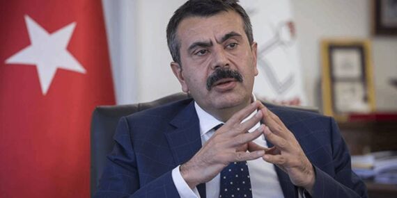 Yusuf Tekin’den serbest kıyafet açıklaması