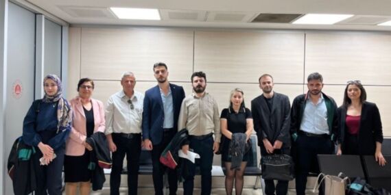 1 Mayıs’ta İstanbul Emniyet Müdürlüğü önündeki müdahaleye karşı Avukatlar suç duyurusunda bulundu