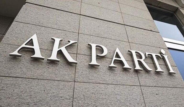 AKP’deki şok disiplin kararı istifa getirdi