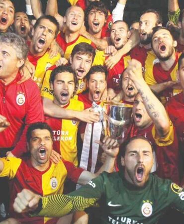 Galatasaray’dan Fenerbahçe’ye 12 Mayıs yanıtı 'Karanlıklar içinden gün doğar ya aniden…'