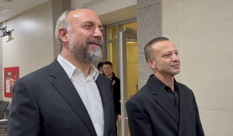‘Yalan tanıklık’ suçu nedeniyle… Halit Ergenç ve Rıza Kocaoğlu’na hapis cezası!