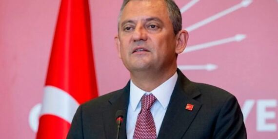 Özgür Özel, Aliya İzetbegoviç’i ölüm yıldönümünde saygıyla andı