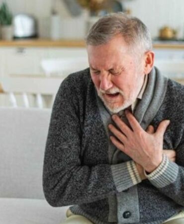 Uzmanı açıkladı Kalp krizi geçirirken bunu yapmak hayat kurtarıyor!