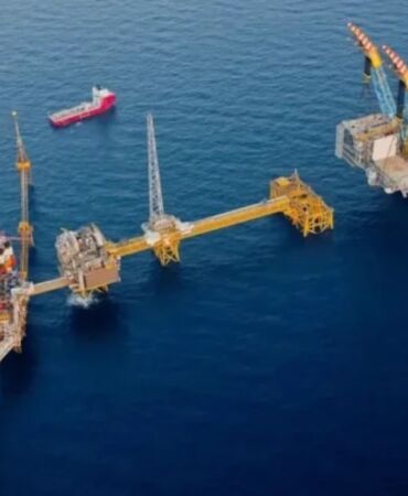 Yunanistan'dan Ege ve Akdeniz'de tartışmalı adım! Hidrokarbon için ihale açılıyor