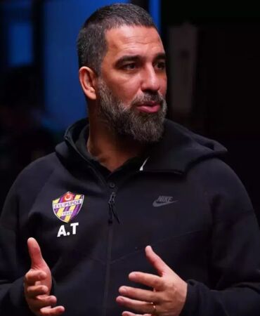 arda turan'dan duygusal veda eyüpspor günlerimi hayatım boyunca unutmayacağıM