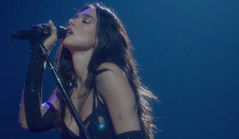 Galatasaray şampiyonluk kutlamasına davet etmişti… Dua Lipa’dan dudak uçuklatan talep!