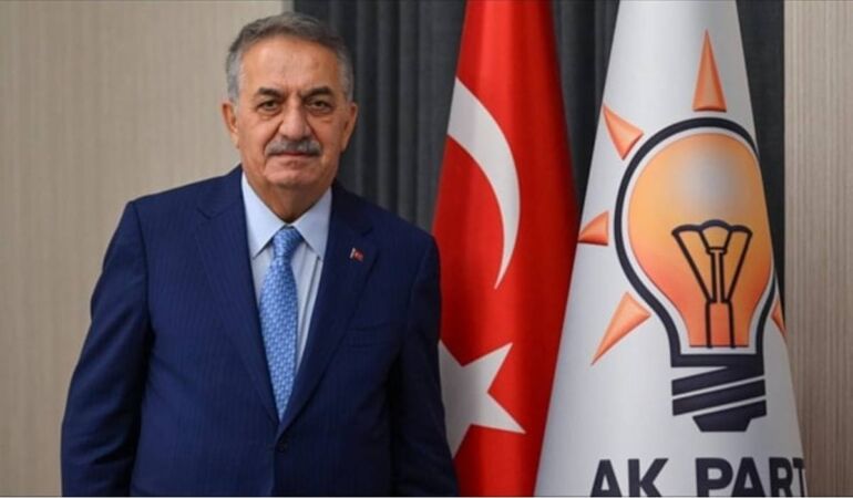 AKP’den kritik ‘yeni anayasa’ çalıştayı: Açıklamada ‘4 soru’ ve tek çağrı yer aldı!