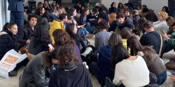 1 Mayıs gözaltılarına tepki gösterdiler: İTÜ öğrencileri oturma eylemi başlattı!