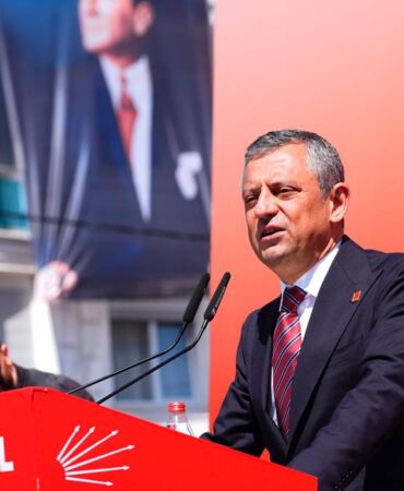 özgür özel