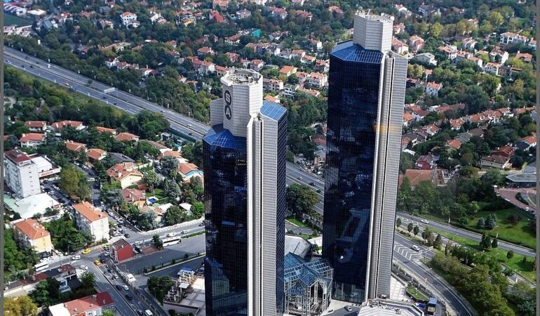 Sabancı Holding’den 1 dolarlık şirket satışı!