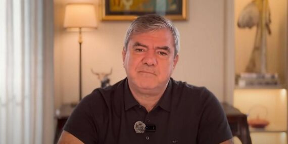 Yılmaz Özdil, Sözcü TV’den istifa etti!