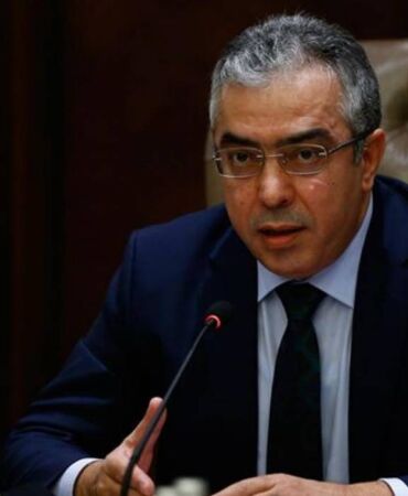 Başdanışman Mehmet Uçum