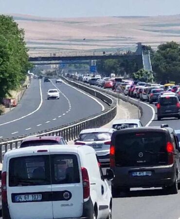 Bodrum'da son 24 saatte 15 binden fazla araç çıkış yaptı